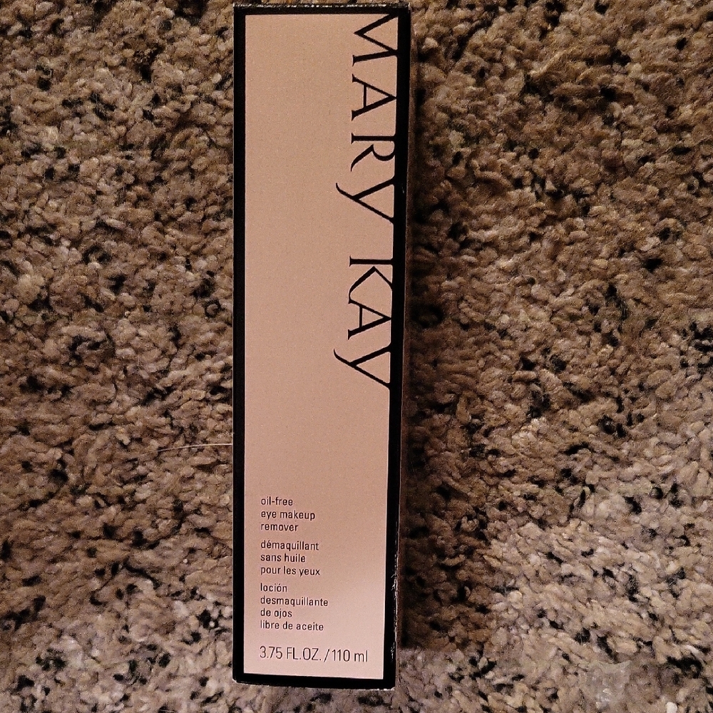 Mary Kay Oil-Free Eye Makeup Remover - Classic Black Packaging